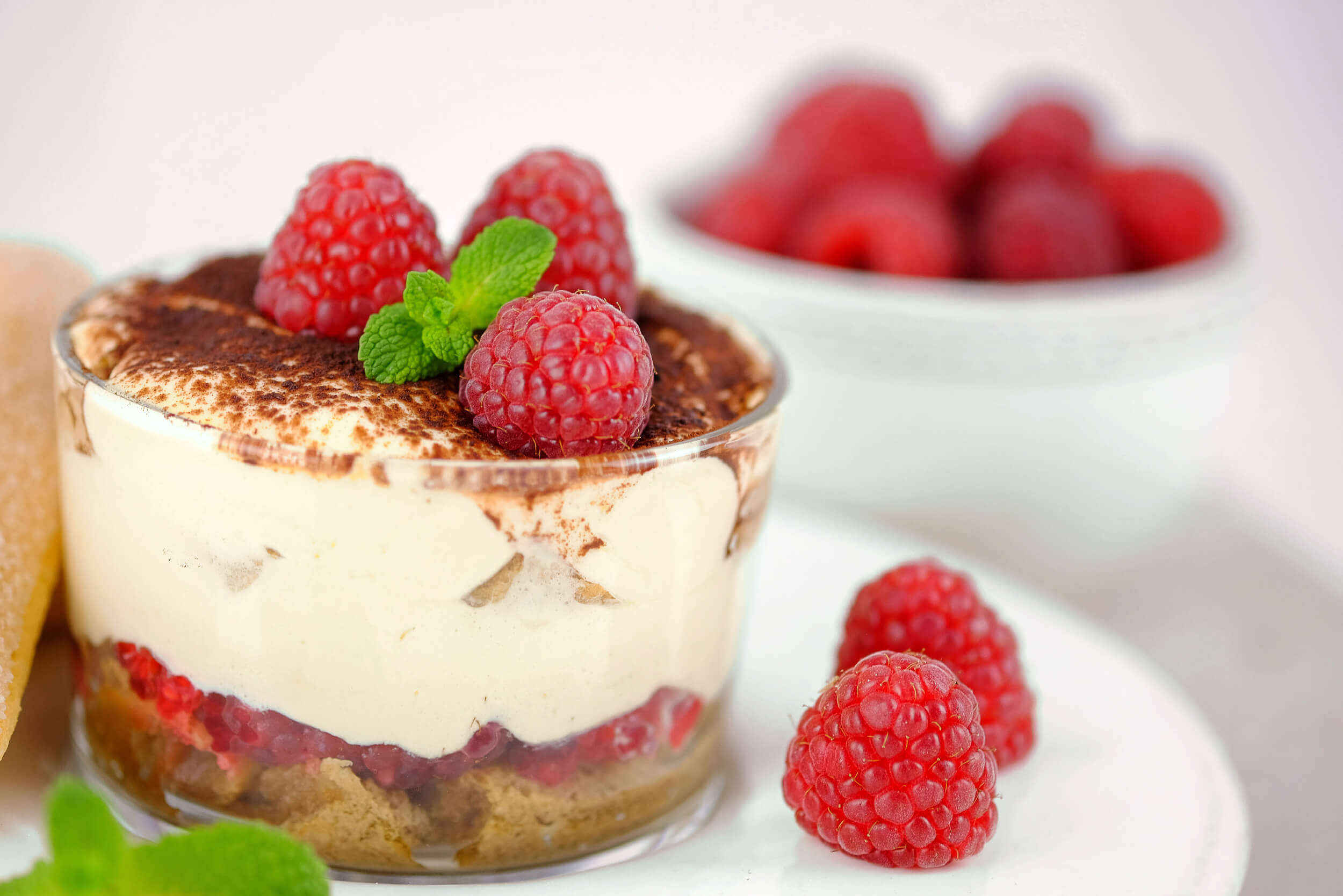 Tiramisu z malinami